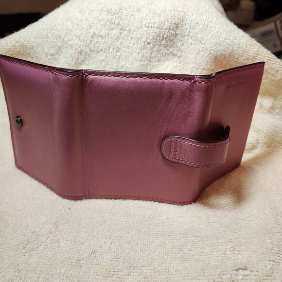 VGUC Coach 1941 Metallic PInk Trifold Wallet - Picture 4 of 4